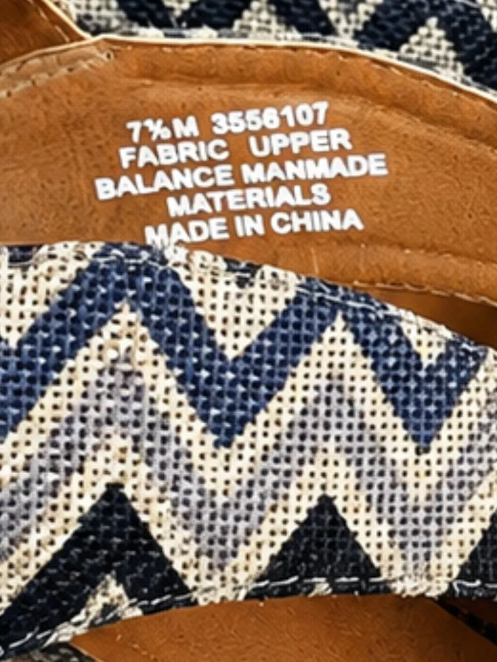 Crown Vintage Chevron Design Platform Wedge Sandal SZ 7.5